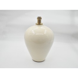 BASE DE ABAJUR DE PEDRA OFF WHITE 24,5D x 47A