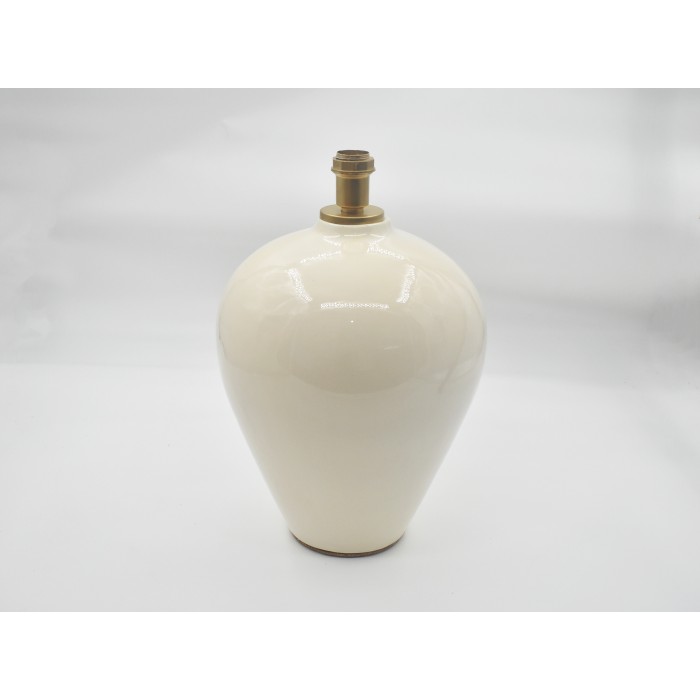 BASE DE ABAJUR DE PEDRA OFF WHITE 24,5D x 47A