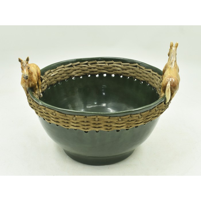 CACHEPOT SHABBY P VERDE MUSGO COM CAVALOS E APLICAÇÃO DE COURO 25L x 28C x 20A